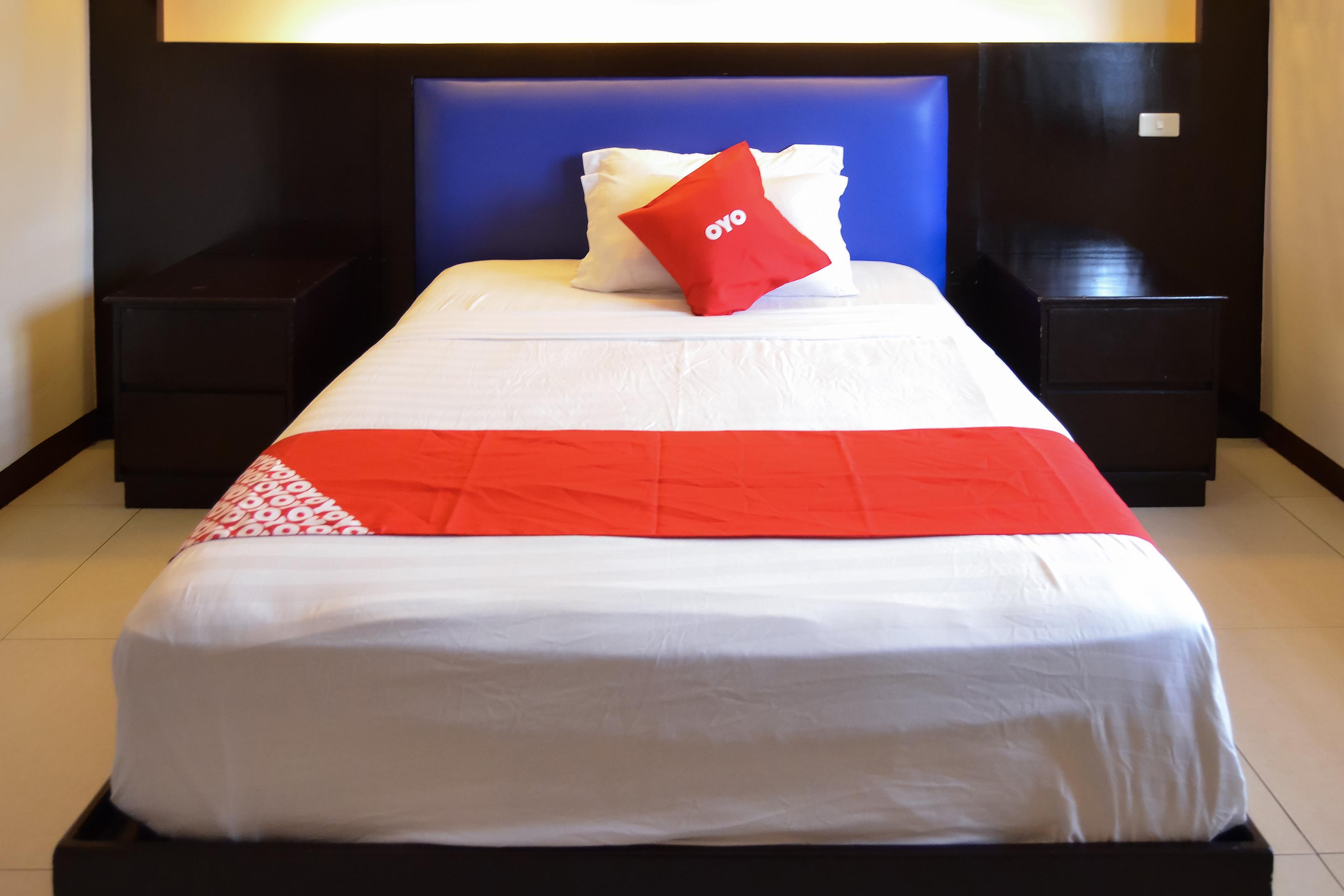 Hotel Super Oyo 791 Bell Mansion à Quezon City Extérieur photo