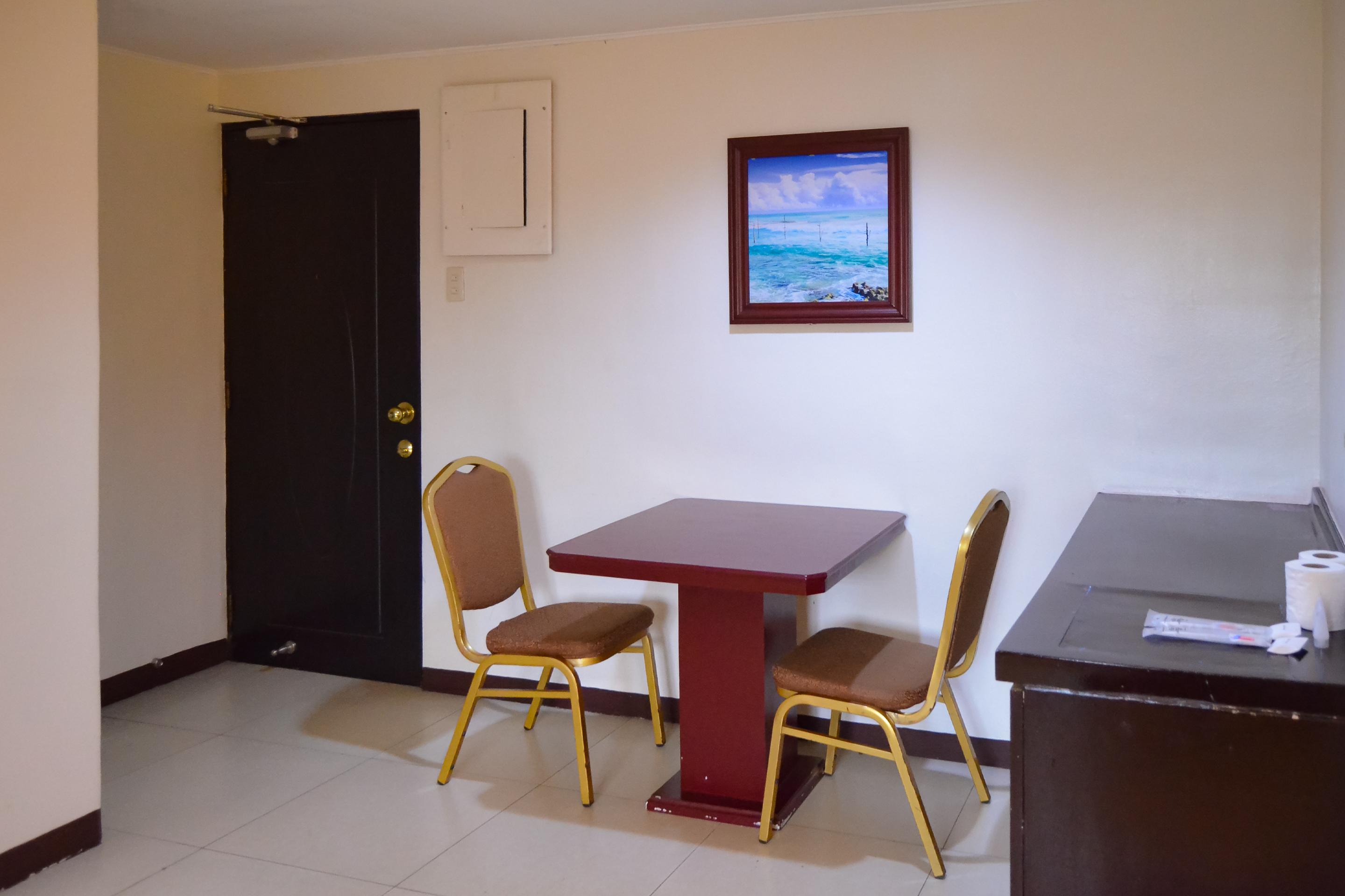 Hotel Super Oyo 791 Bell Mansion à Quezon City Extérieur photo