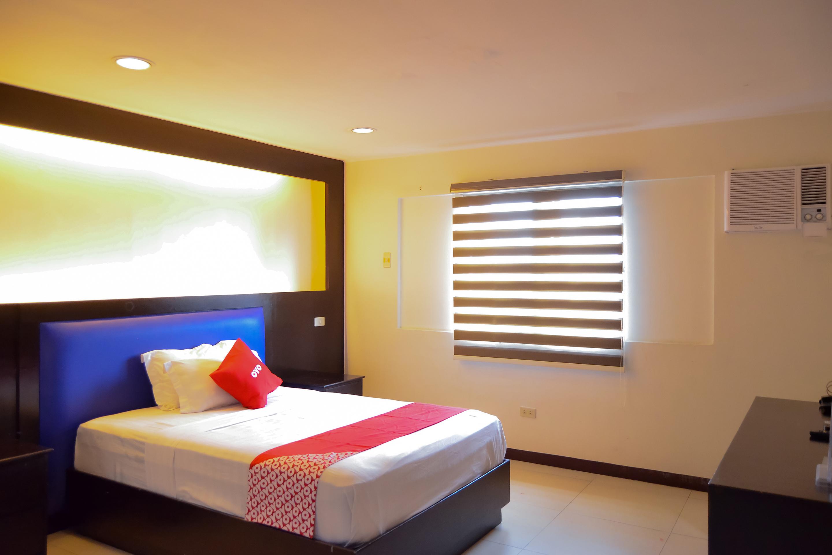 Hotel Super Oyo 791 Bell Mansion à Quezon City Extérieur photo