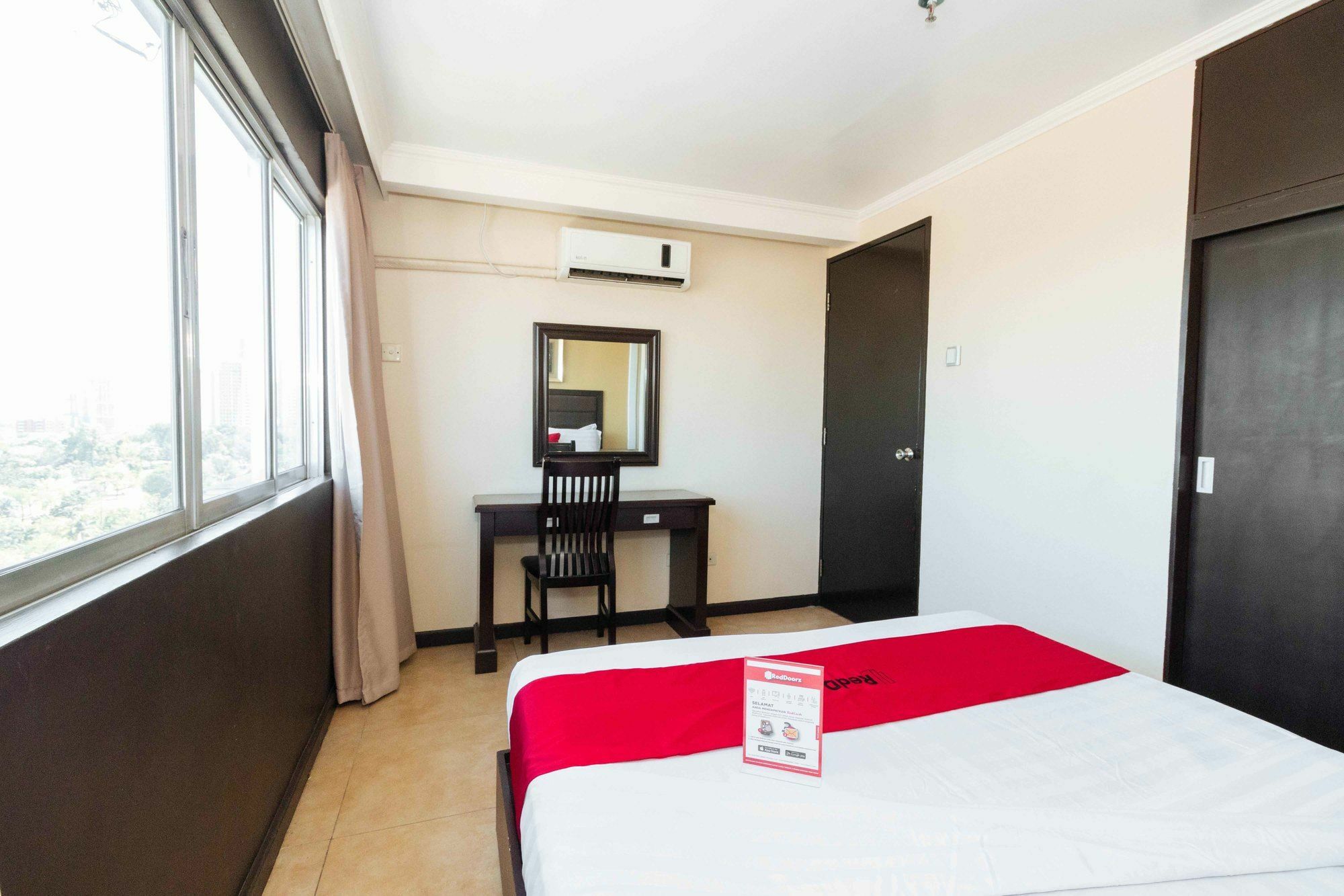 Hotel Super Oyo 791 Bell Mansion à Quezon City Extérieur photo